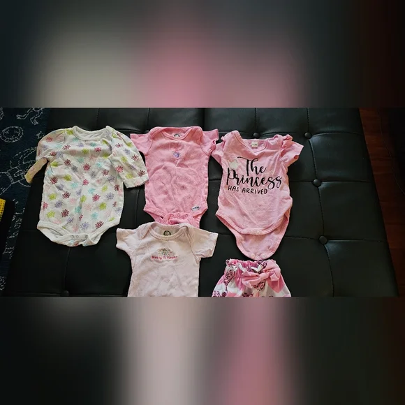 Baby Girl 0 To 3 Months Clothes Outfits Onesies Euc Bundle - Picture 2 of 3